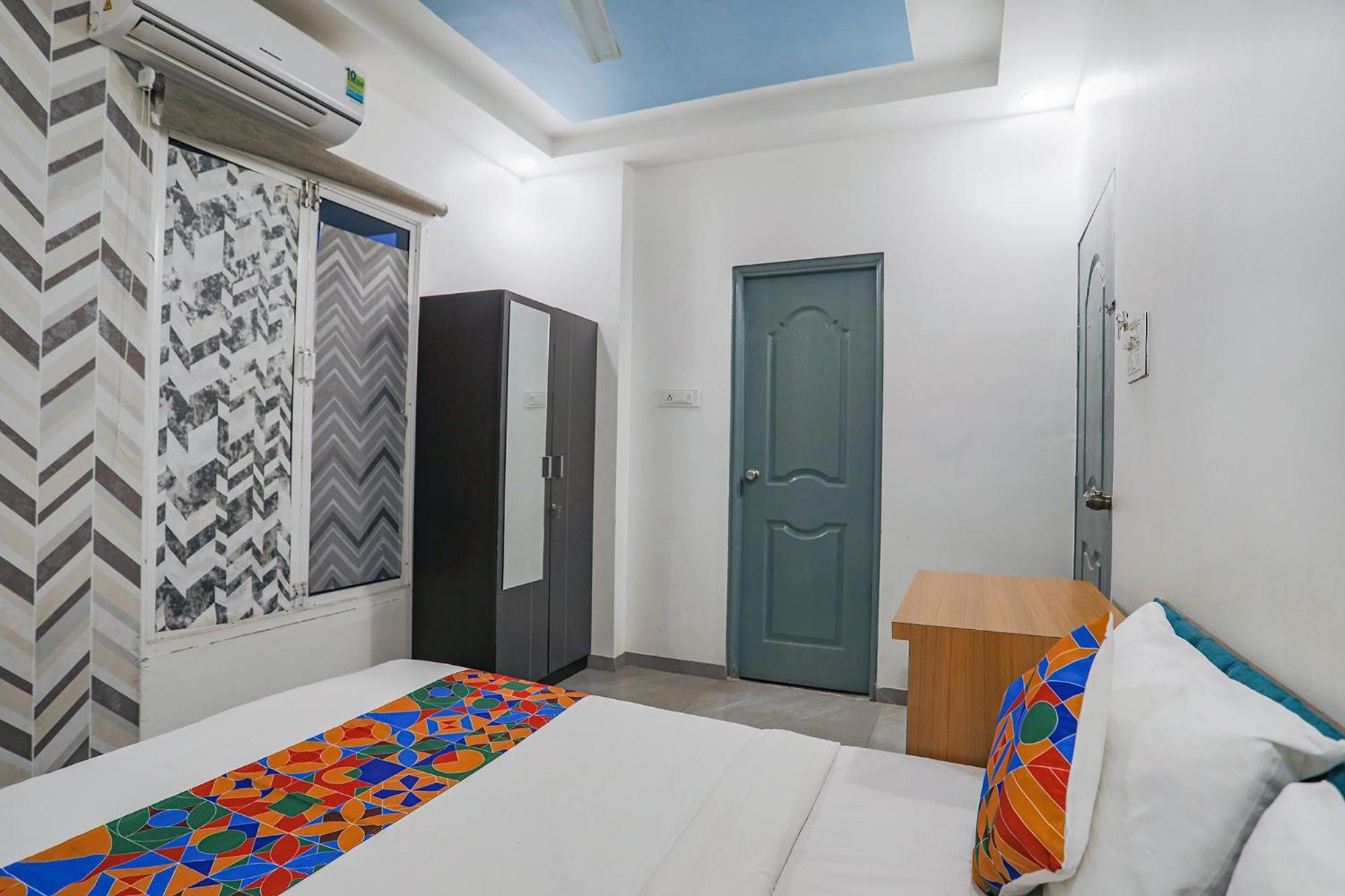 Hotel Fabexpress Pramila Prakash Nagpur Zewnętrze zdjęcie