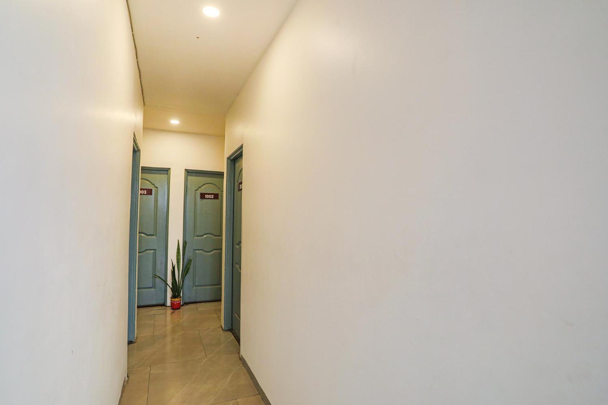 Hotel Fabexpress Pramila Prakash Nagpur Zewnętrze zdjęcie